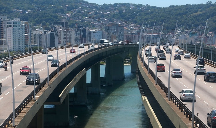 Finalizada restauração emergencial das pontes Pedro Ivo Campos e Colombo Salles